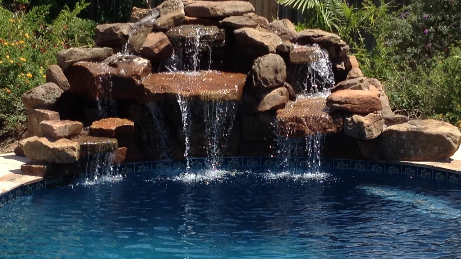 Beautiful renovated pool with modern design